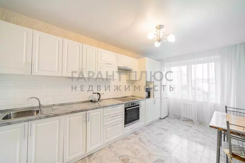 3-к кв. Липецкая область, Липецк ул. М.И. Неделина, 12 (80.0 м) - Фото 1