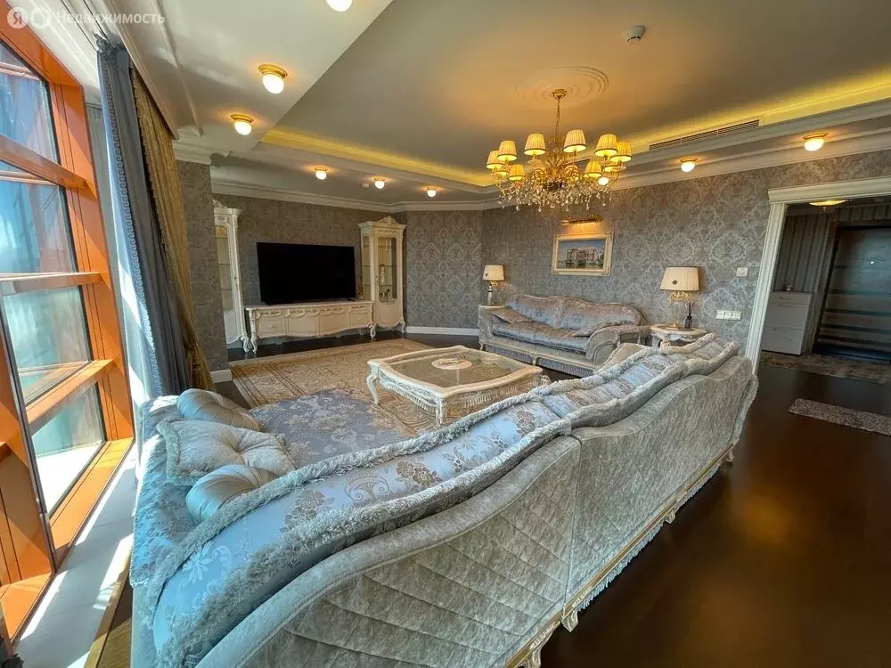 3-комнатная квартира: Анапа, проспект Революции, 3к4 (160 м) - Фото 1