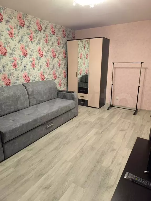 1-к. квартира, 40 м, 7/10 эт. - Фото 0
