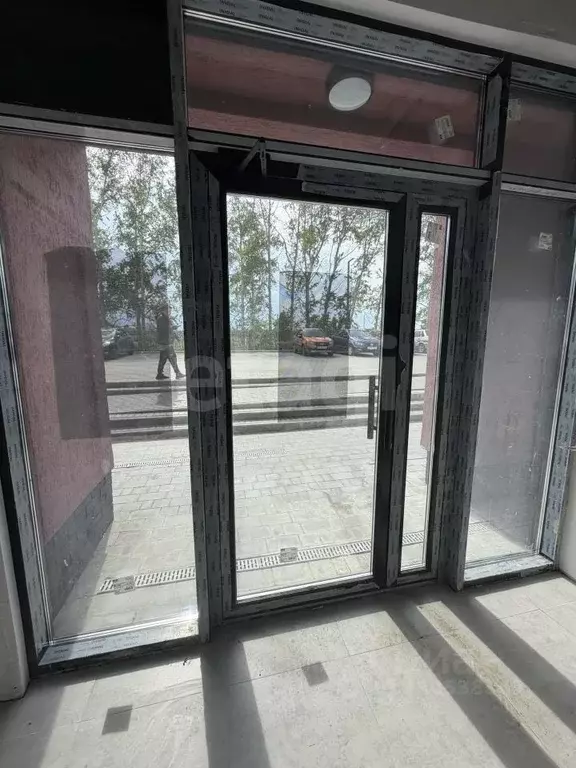 Помещение свободного назначения в Тюменская область, Тюмень ул. ... - Фото 1