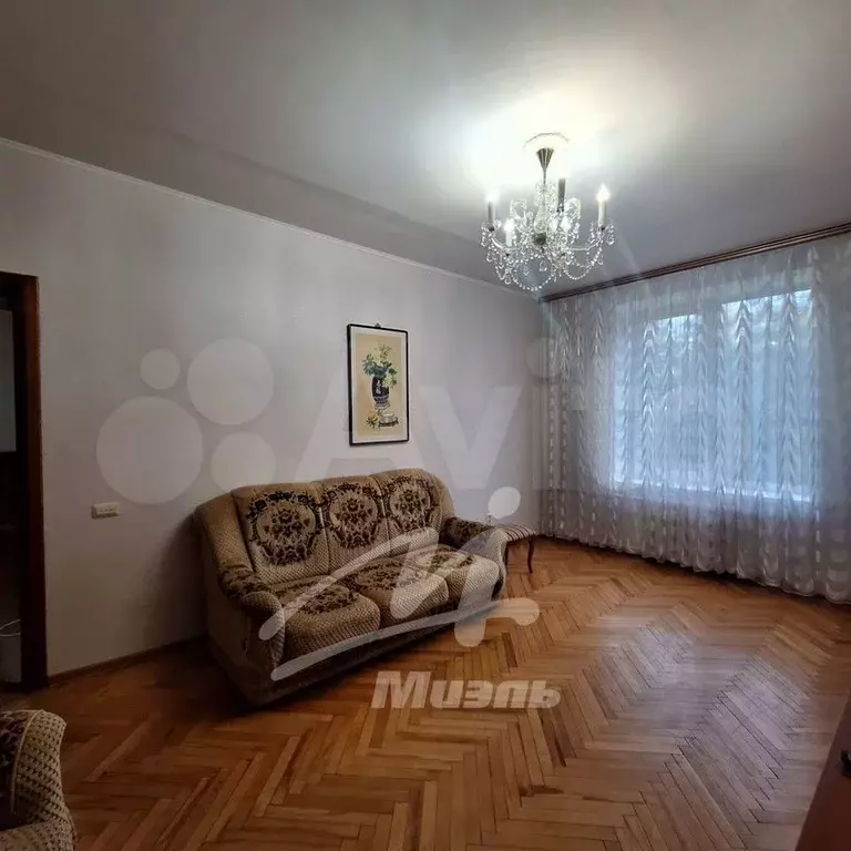 2-к. квартира, 54 м, 5/5 эт. - Фото 1