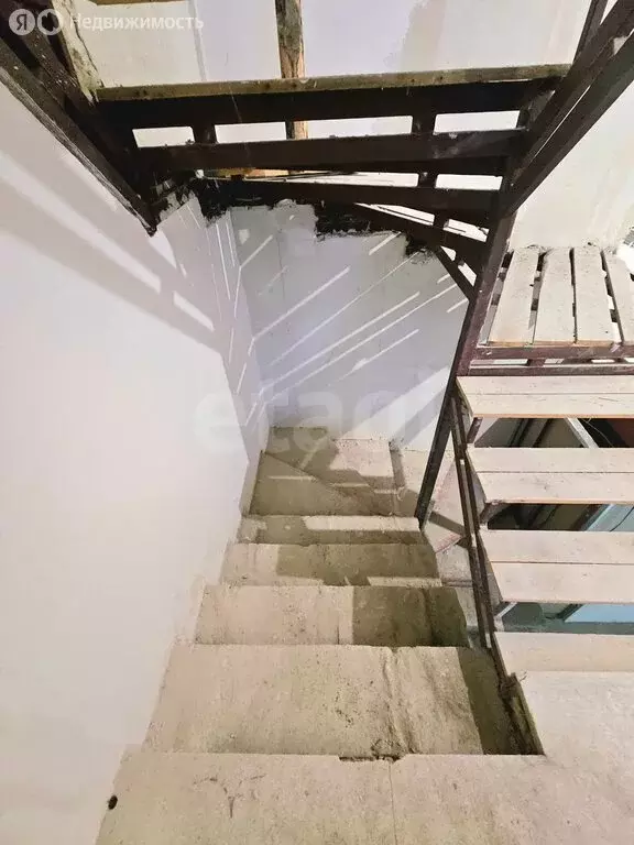 4-комнатная квартира: Архангельск, исторический район Соломбала, улица ... - Фото 2