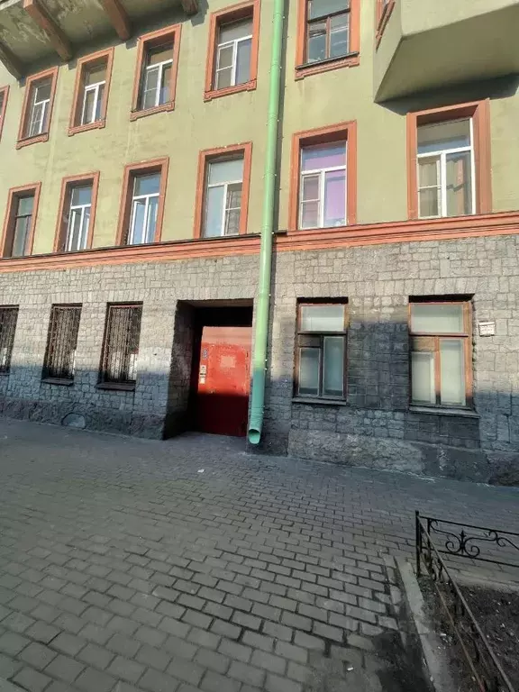 Комната Санкт-Петербург 16-я Васильевского острова линия, 35 (18.0 м) - Фото 0