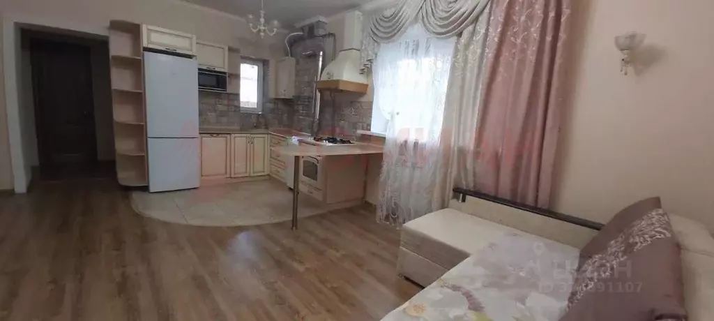 Дом в Ростовская область, Новочеркасск Буденновская ул. (145 м) - Фото 1