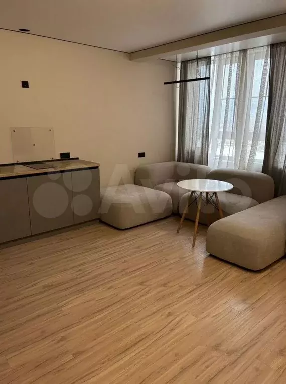 2-к. квартира, 60 м, 7/25 эт. - Фото 1