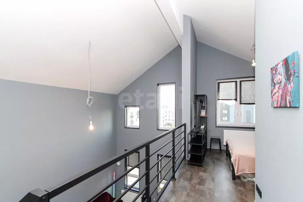 2-комнатная квартира: Тюмень, улица Александра Звягина, 10 (53 м) - Фото 1