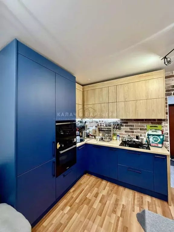 2-к кв. Свердловская область, Екатеринбург ул. Индустрии, 104 (65.6 м) - Фото 2