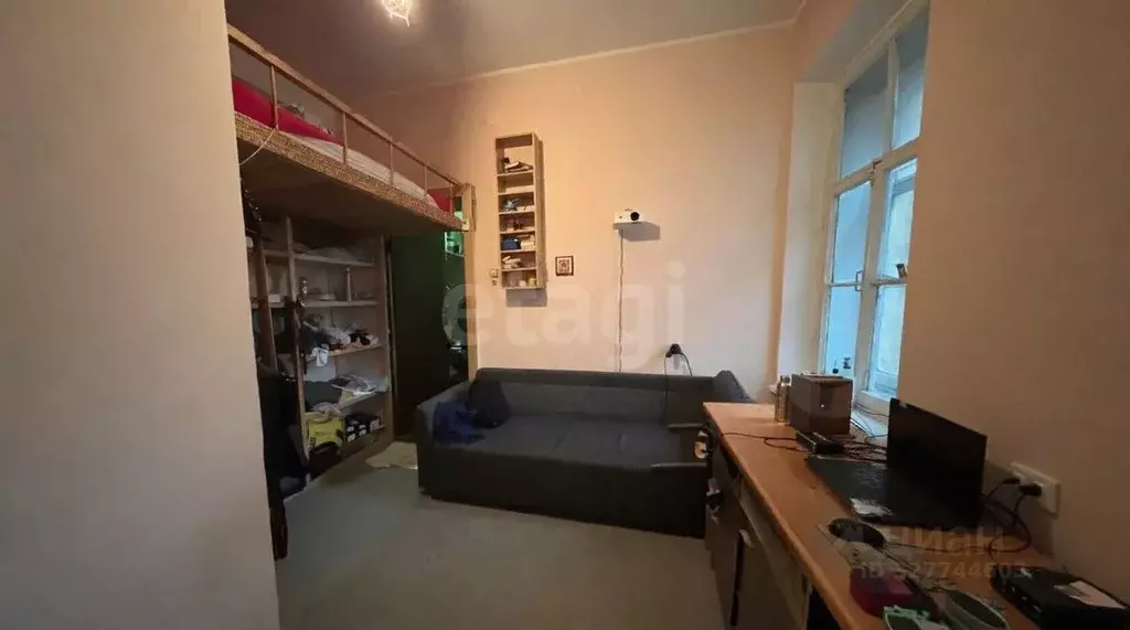 3-к кв. Санкт-Петербург 9-я Васильевского острова линия, 32 (75.5 м) - Фото 1