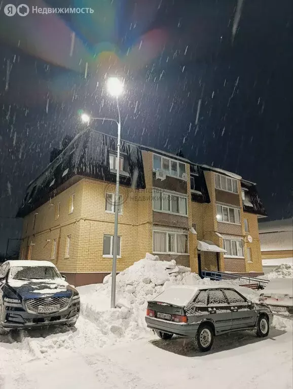 2-комнатная квартира: Елабуга, улица Азина, 108А (47.9 м) - Фото 2