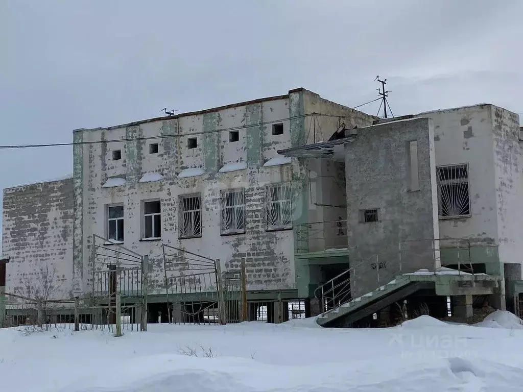 Дом в Саха (Якутия), Покровск ул. Чкалова, 36 (251 м) - Фото 1