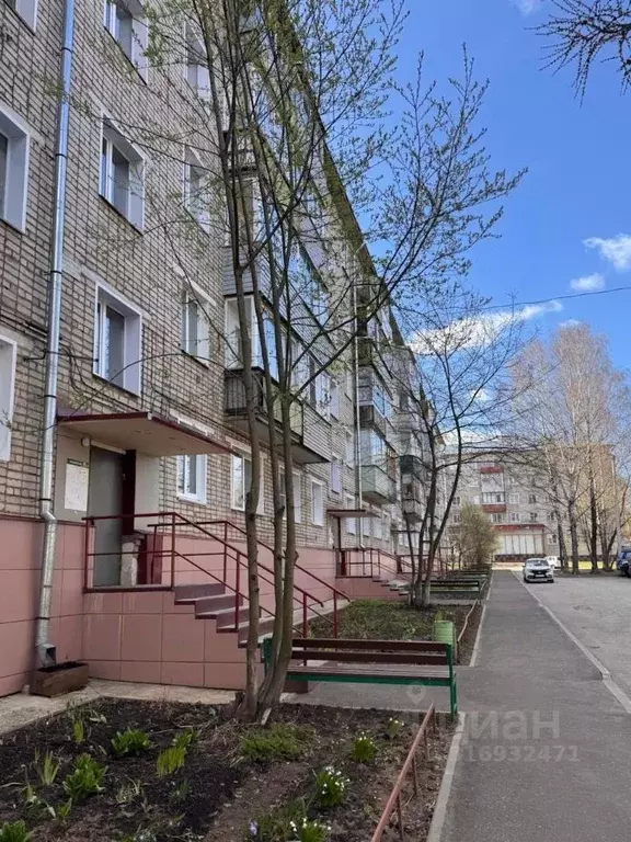 1-к кв. Кировская область, Киров ул. Опарина, 6 (29.6 м) - Фото 0