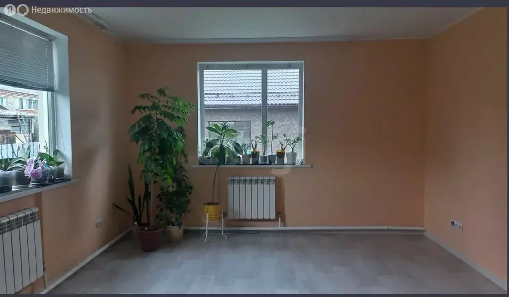 3-комнатная квартира: Заводоуковск, улица Усадьба ЛПХ, 12 (102 м) - Фото 1