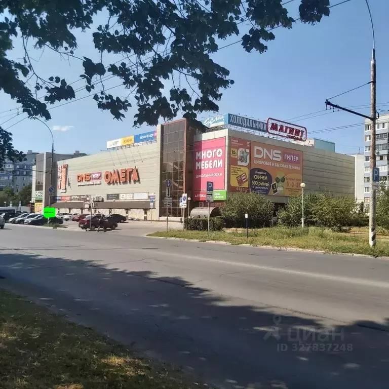 Торговая площадь в Самарская область, Тольятти ул. Дзержинского, 38А ... - Фото 1