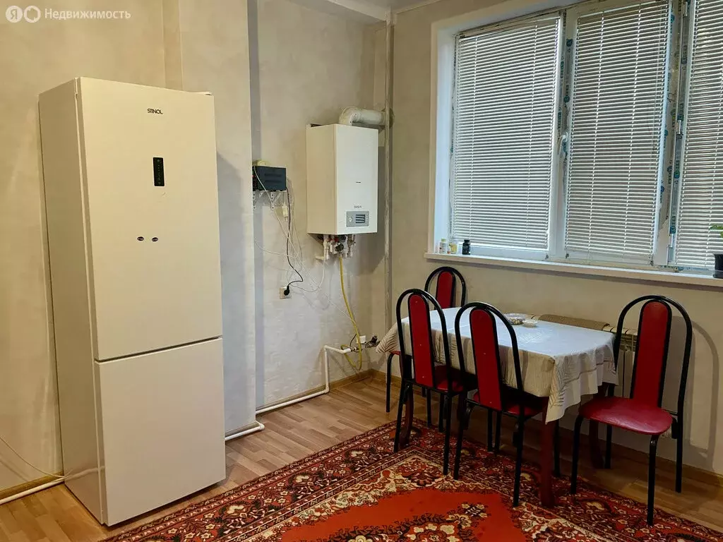 2-комнатная квартира: Махачкала, Газопроводная улица, 14А/1 (67.2 м) - Фото 1