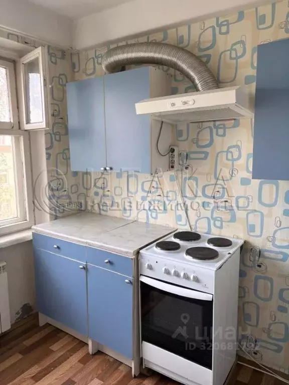 2-к кв. Санкт-Петербург ул. Коммуны, 32к2 (49.5 м) - Фото 0