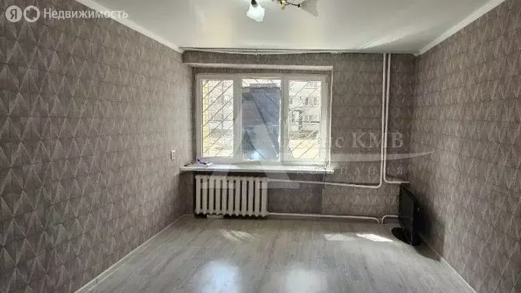1-комнатная квартира: Минеральные Воды, улица Пушкина, 68к2 (18 м) - Фото 1