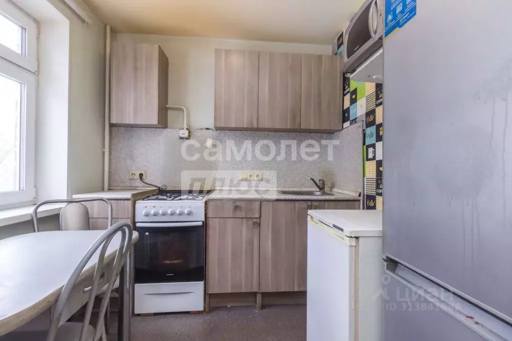2-к кв. Башкортостан, Уфа ул. Блюхера, 46 (44.6 м) - Фото 1