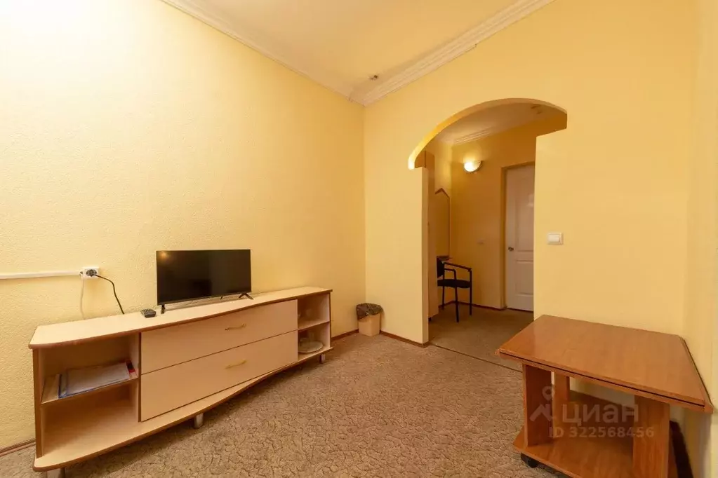 Комната Курганская область, Курган ул. Красина, 49 (25.0 м) - Фото 1