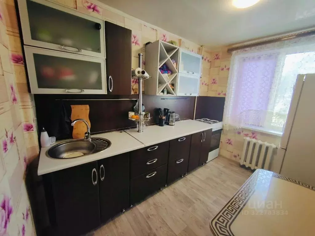 2-к кв. Оренбургская область, Бузулукский район, Красногвардейский ... - Фото 1