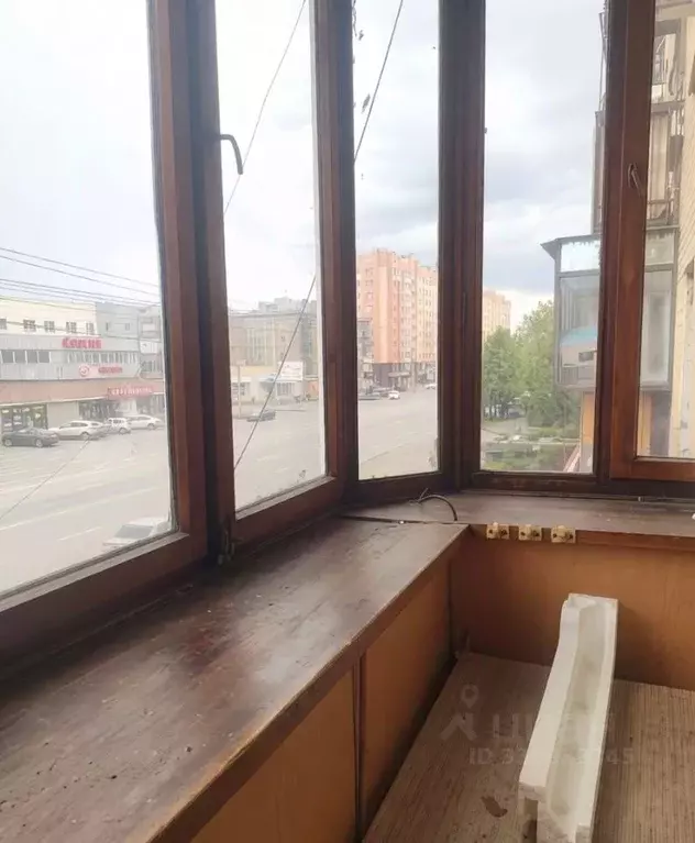 1-к кв. Челябинская область, Челябинск ул. Дзержинского, 102 (31.4 м) - Фото 2