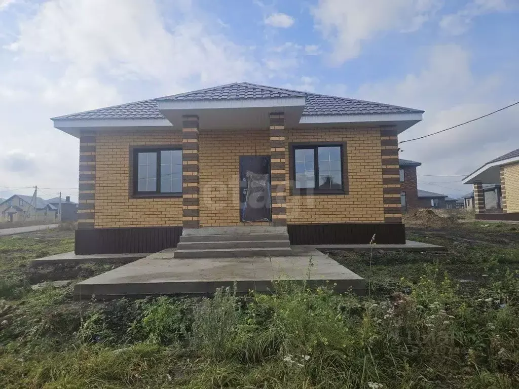 Дом в Башкортостан, Иглинский район, Улу-Телякский сельсовет, д. ... - Фото 1