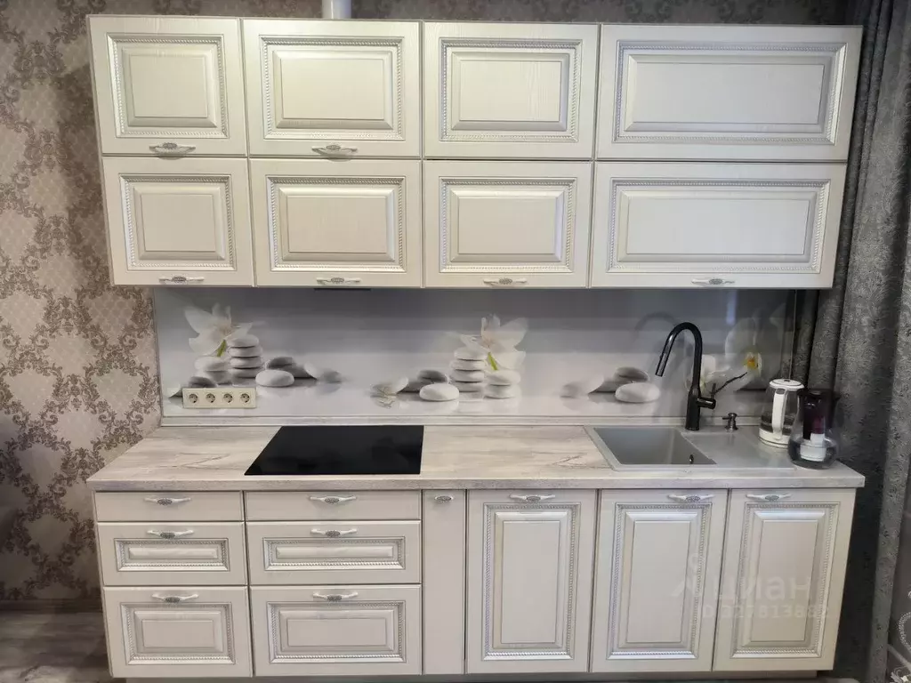 3-к кв. Красноярский край, Красноярск ул. Апрельская, 4 (77.6 м) - Фото 2