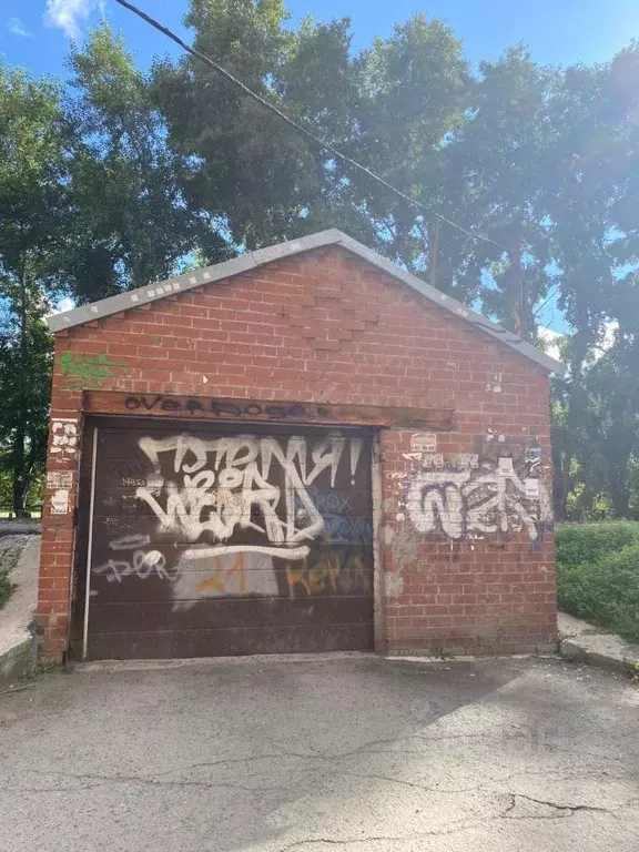 Гараж в Свердловская область, Екатеринбург Пионерский жилрайон,  (35 ... - Фото 1