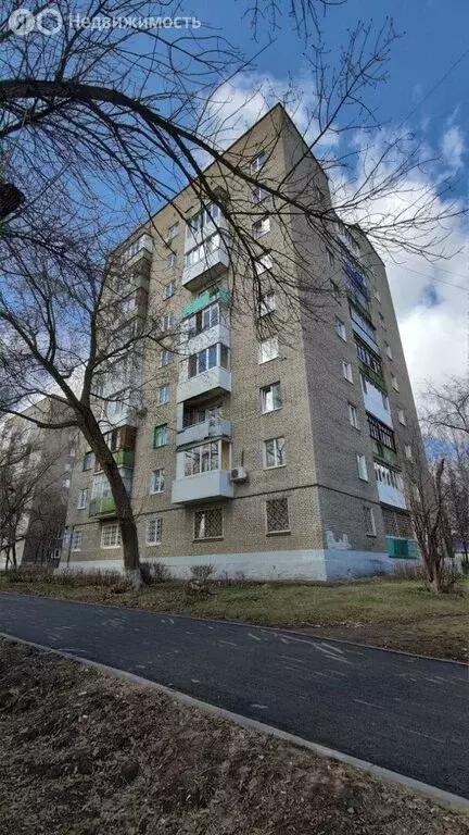 3-комнатная квартира: Уфа, Черниковская улица, 73 (55 м) - Фото 0