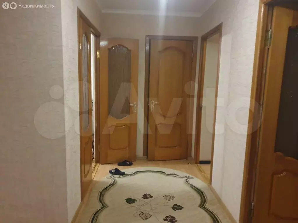3-комнатная квартира: Нальчик, улица Ватутина, 29Б (70 м) - Фото 1
