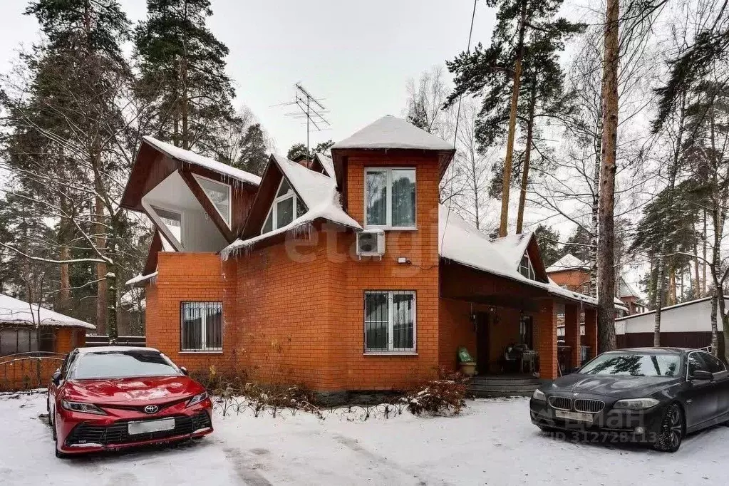 Дом в Московская область, Люберцы городской округ, Малаховка пгт ул. ... - Фото 0