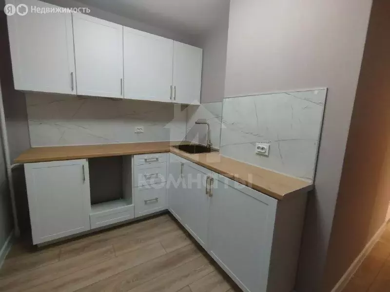 3-комнатная квартира: Воронеж, улица Хользунова, 114 (56 м) - Фото 1