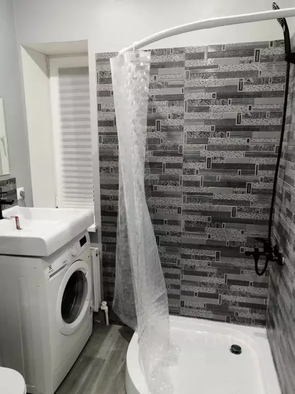 Студия Москва д. Саларьево, ул. Тихоновская, 40 (20.0 м) - Фото 1