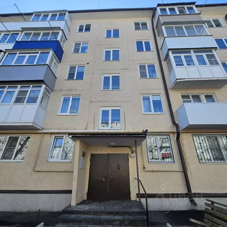 4-к кв. Ростовская область, Зверево ул. Казакова, 4 (61.5 м) - Фото 1