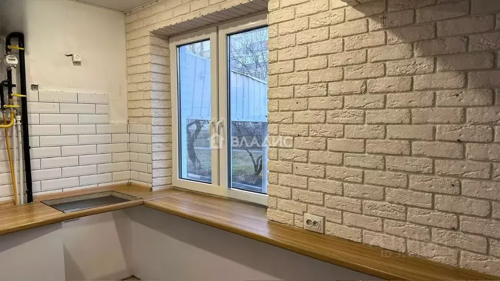 2-к кв. Белгородская область, Шебекино ул. Дзержинского, 14 (43.5 м) - Фото 2