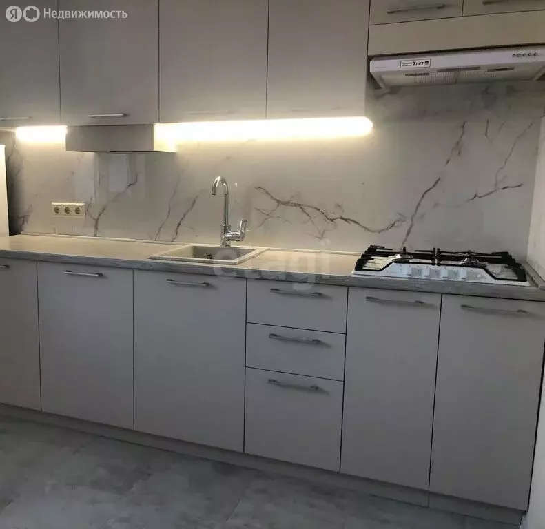 1-комнатная квартира: Пятигорск, улица Пальмиро Тольятти, 51 (39.4 м) - Фото 2