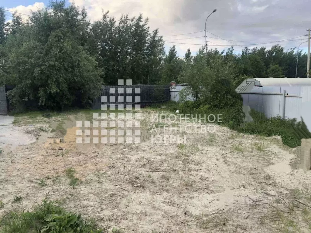 Участок в Ханты-Мансийский АО, Ханты-Мансийск пос. СУ-967, ул. ... - Фото 1