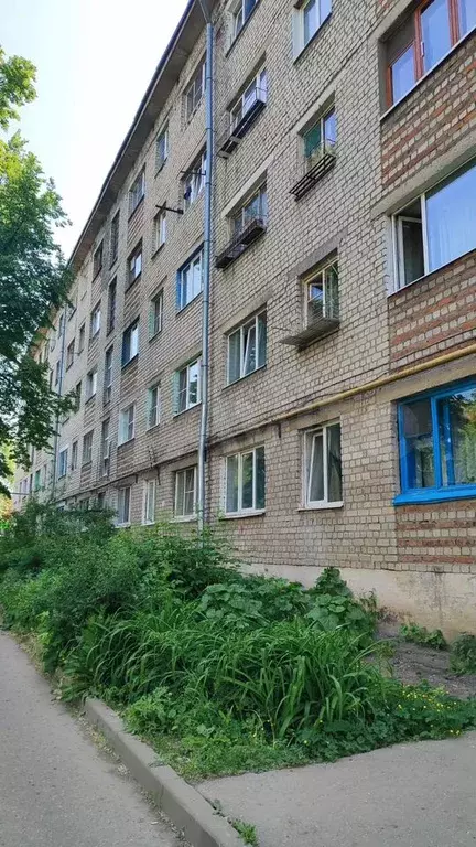 Комната 13 м в 5-к., 1/5 эт. - Фото 0