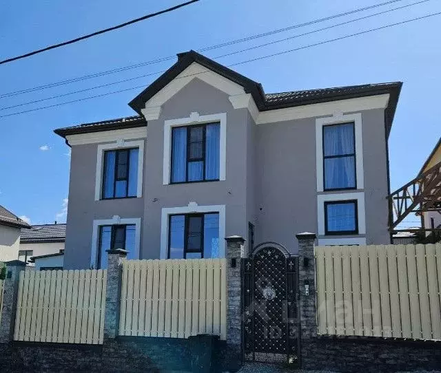 Дом в Краснодарский край, Геленджик ул. Покровского, 15 (304 м) - Фото 1