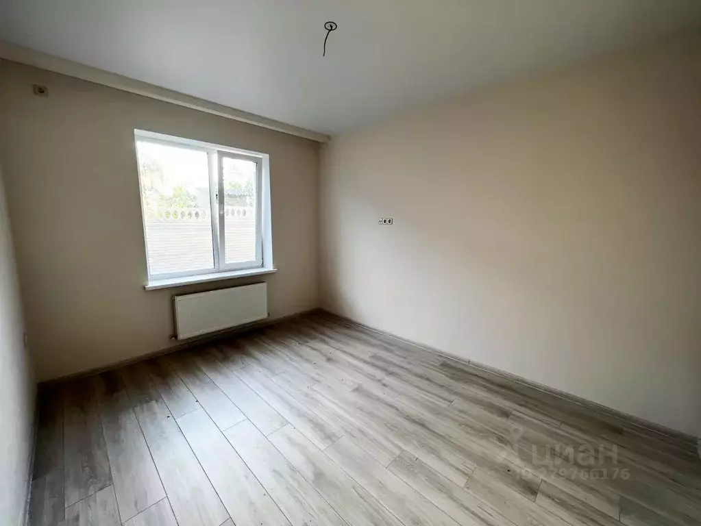 Дом в Крым, Симферопольский район, Добровское с/пос, с. Пионерское  ... - Фото 2