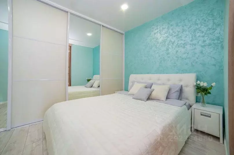 1-к кв. Свердловская область, Екатеринбург ул. Хохрякова, 74 (55.0 м) - Фото 2