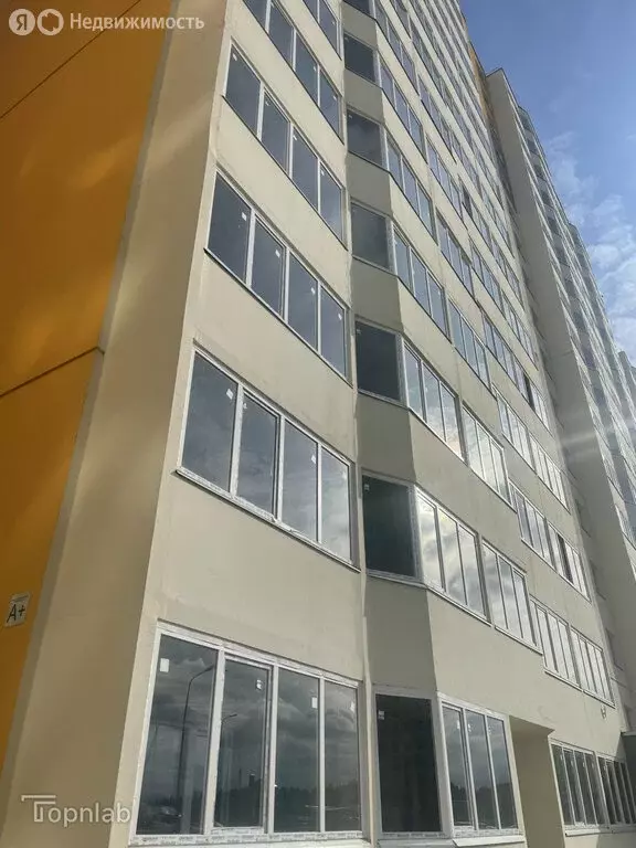 Квартира-студия: Голубое, Парковый бульвар, 3к2 (32.3 м) - Фото 1