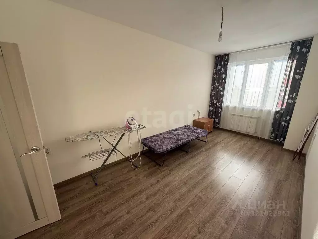 3-к кв. Ямало-Ненецкий АО, Салехард Совхозная ул., 7 (74.5 м) - Фото 0