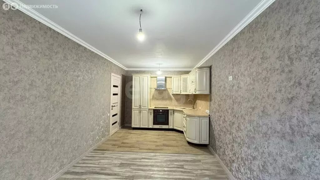 1-комнатная квартира: Владикавказ, улица Генерала Дзусова, 3к1Б (33.9 ... - Фото 0