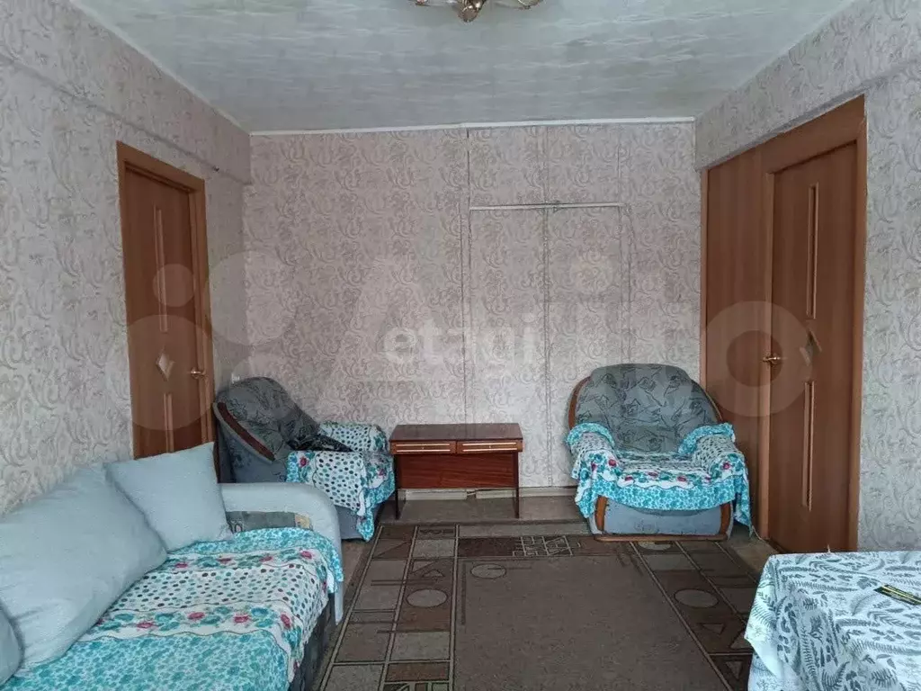 4-к. квартира, 60 м, 1/5 эт. - Фото 1