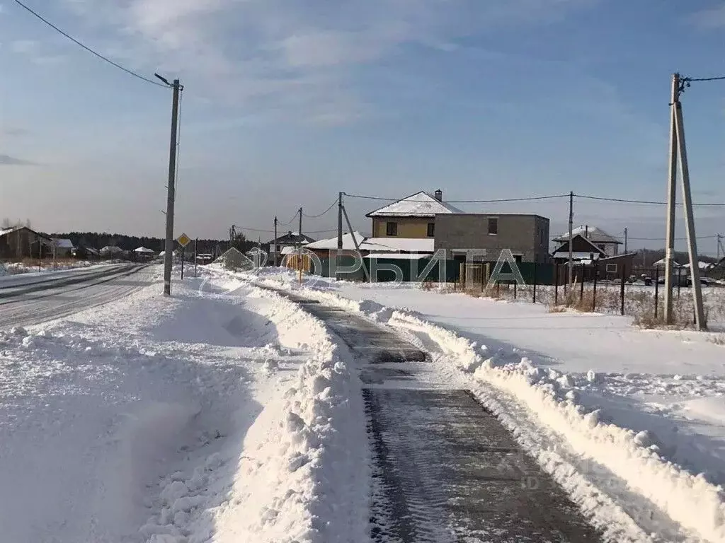 Участок в Тюменская область, Тюменский район, д. Падерина Луговая ул. ... - Фото 0
