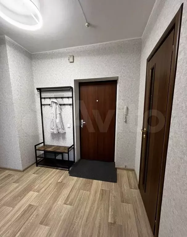1-к. квартира, 40 м, 9/16 эт. - Фото 1