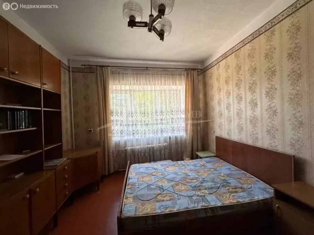 3-комнатная квартира: Георгиевск, улица Кутузова, 4 (56 м) - Фото 1