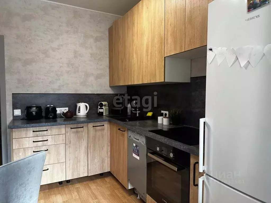 3-к кв. Свердловская область, Екатеринбург ул. Циолковского, 32 (88.6 ... - Фото 1