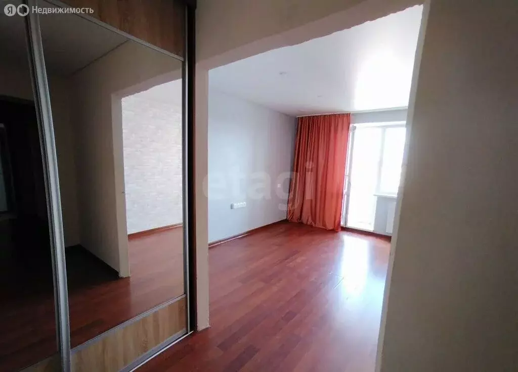 2-комнатная квартира: Миасс, улица Колесова, 15 (59 м) - Фото 2