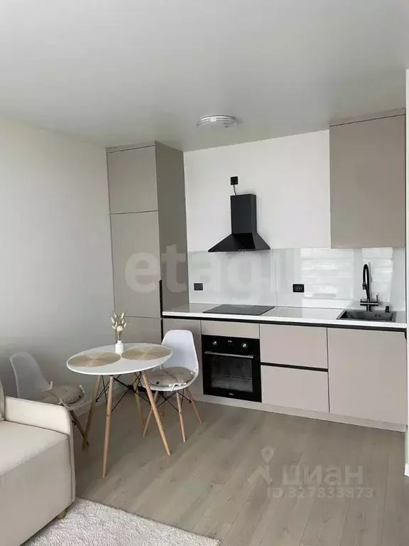 1-к кв. Тюменская область, Тюмень ул. 50 лет Октября, 63Г (35.8 м) - Фото 2